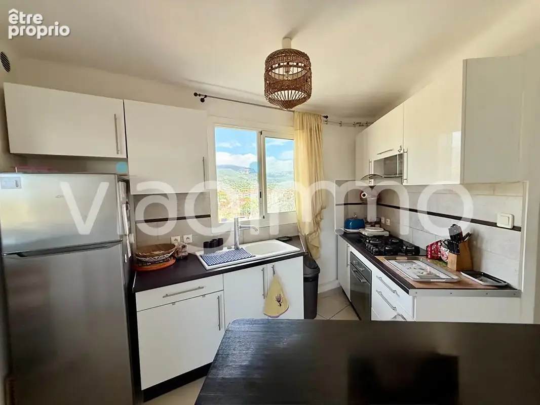 Toulon ? bon rencontre ? t2 46,80 m² en viager occupé - photo 5