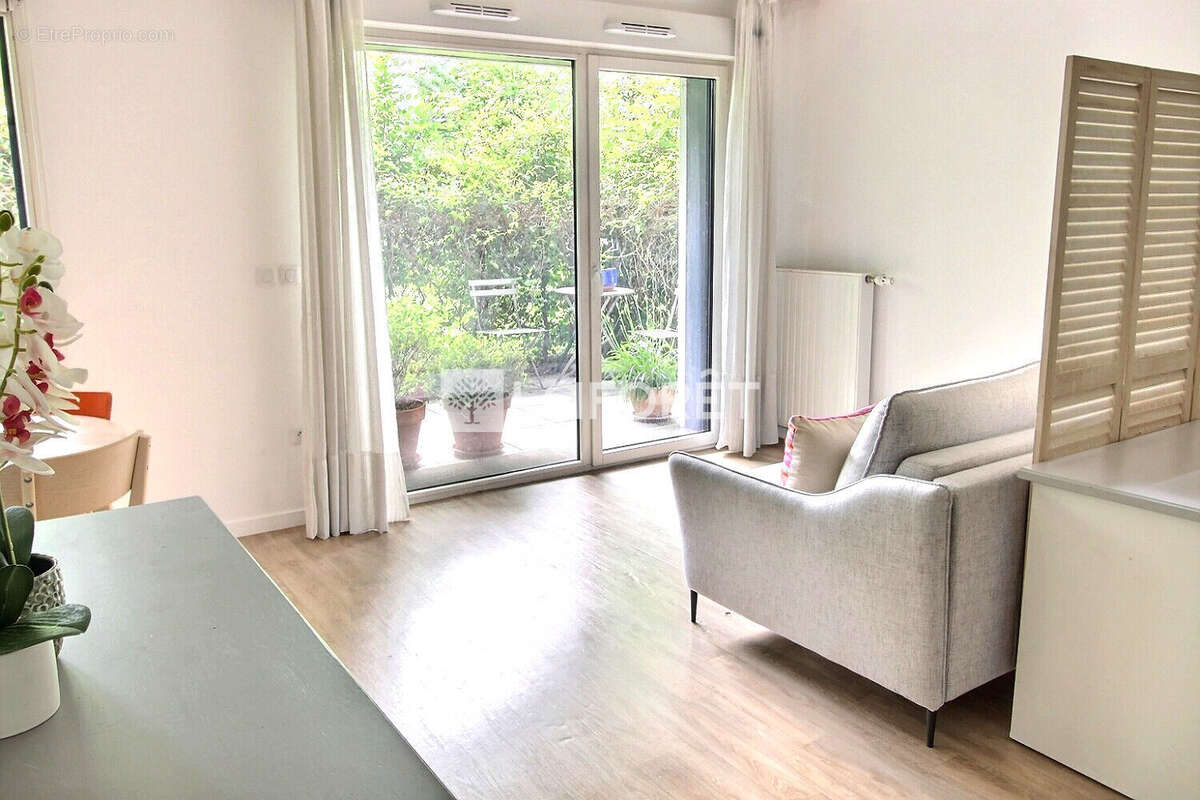 Appartement à GENNEVILLIERS