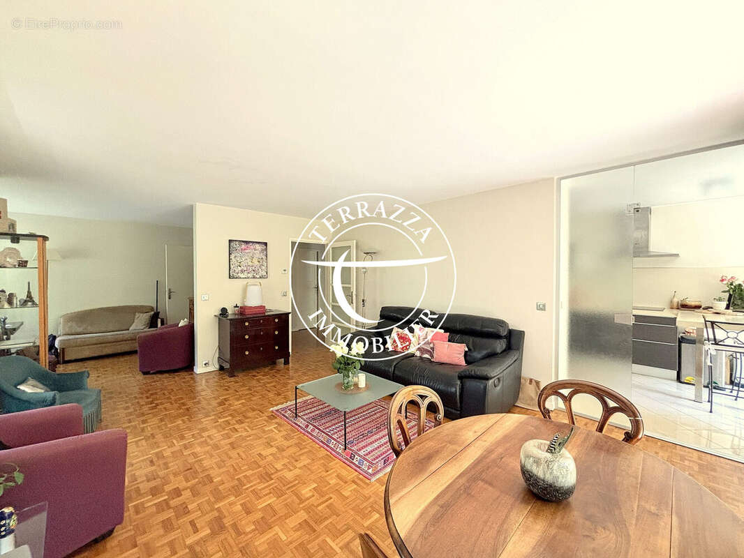 Appartement à BOUGIVAL