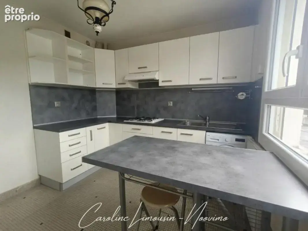 CHOLET HYPERCENTRE Appartement 3 chambres - photo 6
