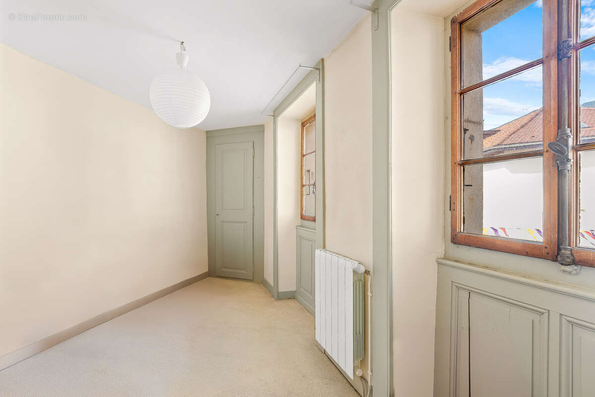 Maison de ville - Grandes surfaces et rentabilité locative - photo 12