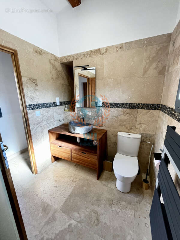 Maison à ROQUEBRUNE-SUR-ARGENS
