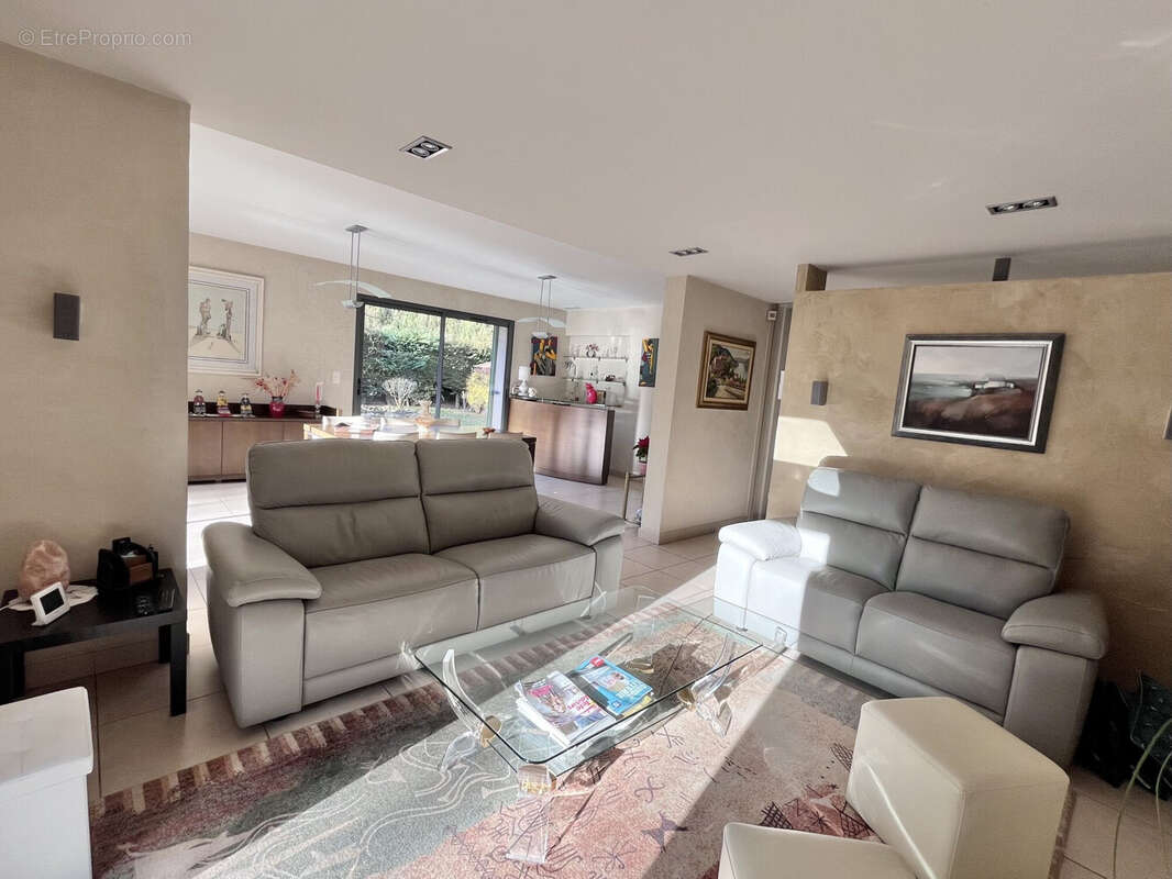 Maison à CAISSARGUES