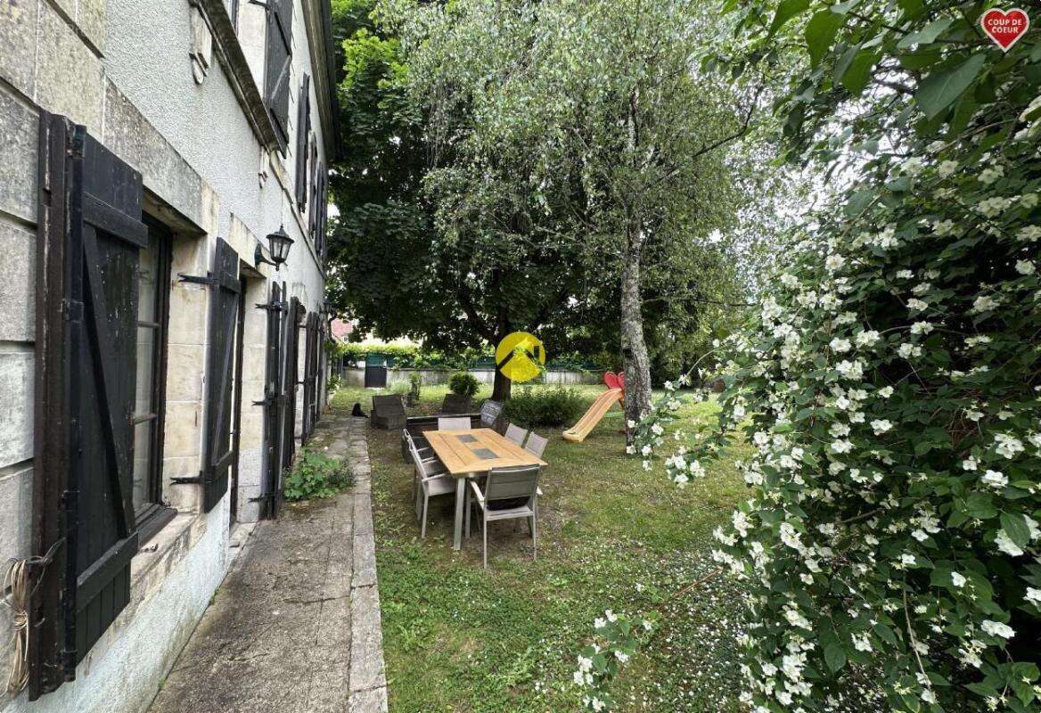 Maison à JOUET-SUR-L&#039;AUBOIS