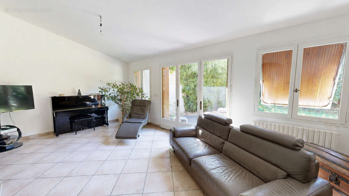 Maison à LYON-8E