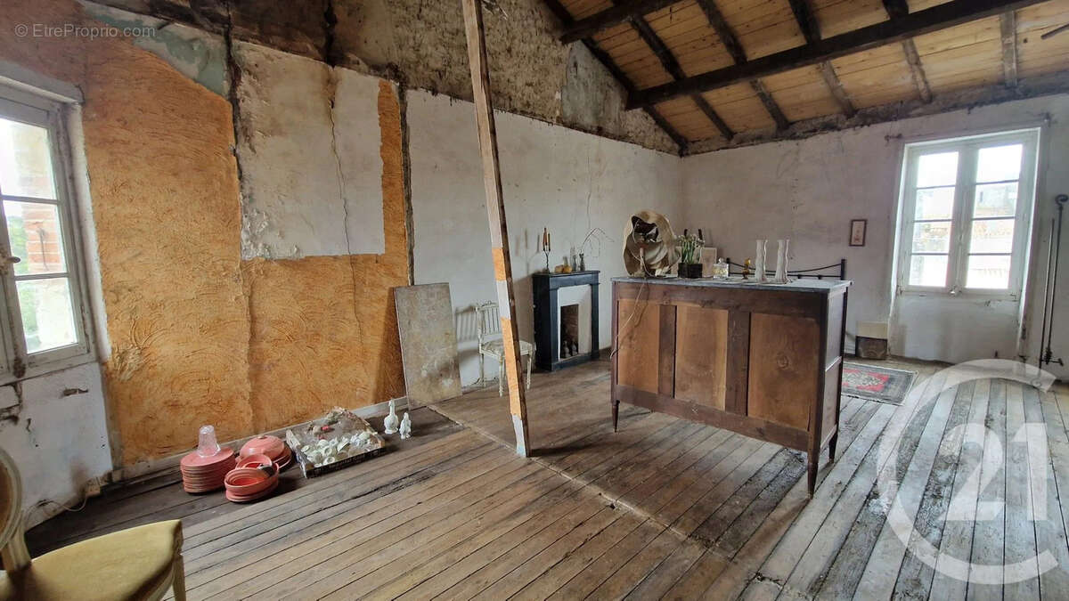 Maison à TALMONT-SAINT-HILAIRE