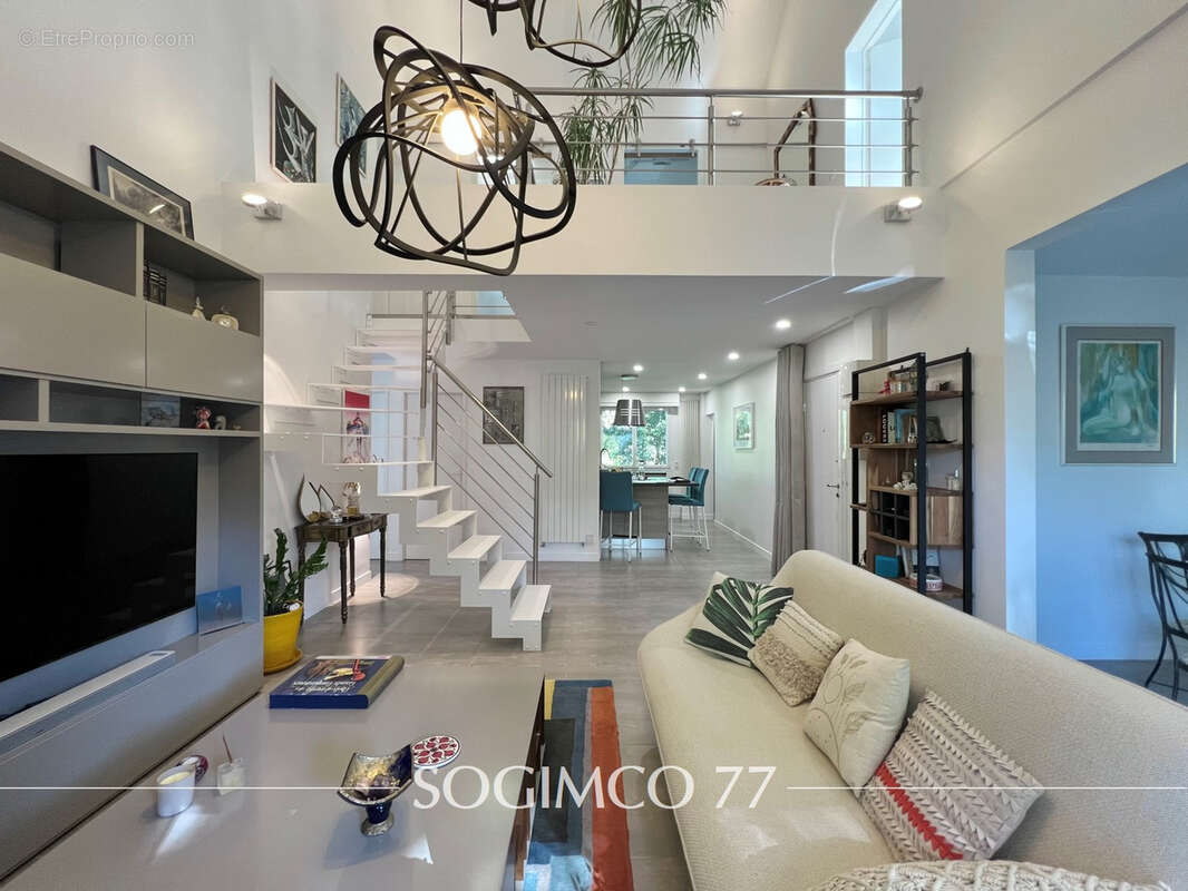 Appartement à LAGNY-SUR-MARNE