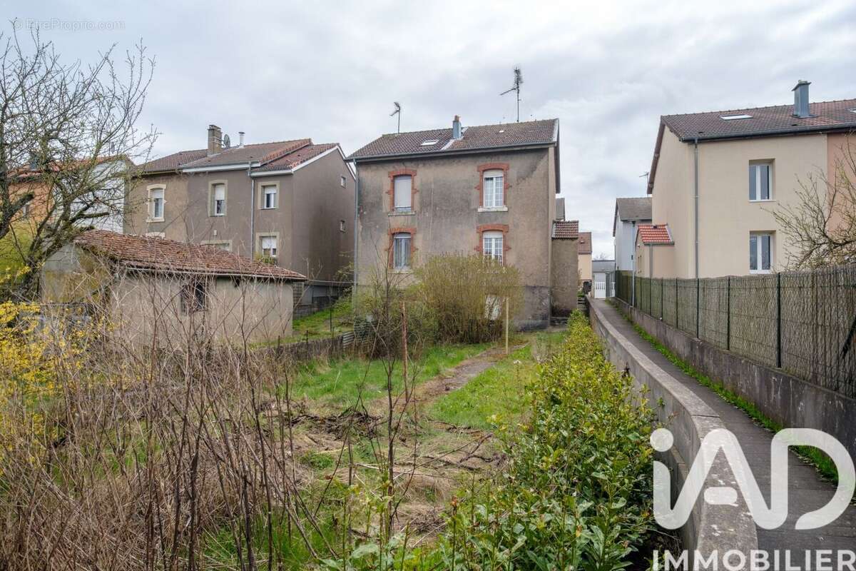 Photo 2 - Maison à CRUSNES