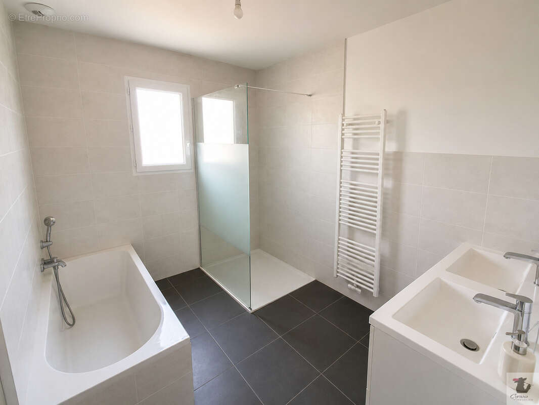 Avec vue dégagée maison neuve de plain pied - garage et jardin - RIBAGNAC - photo 9