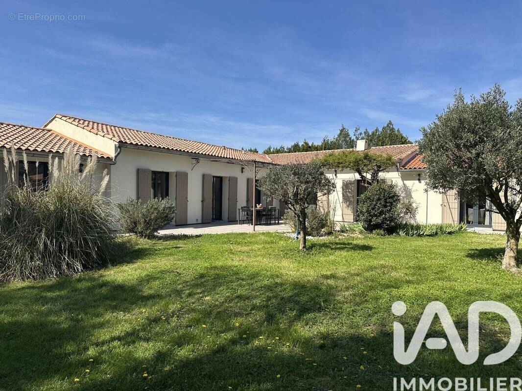 Photo 1 - Maison à MORIERES-LES-AVIGNON