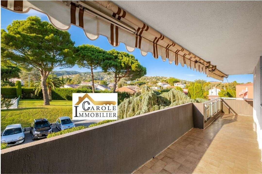 Appartement à MANDELIEU-LA-NAPOULE