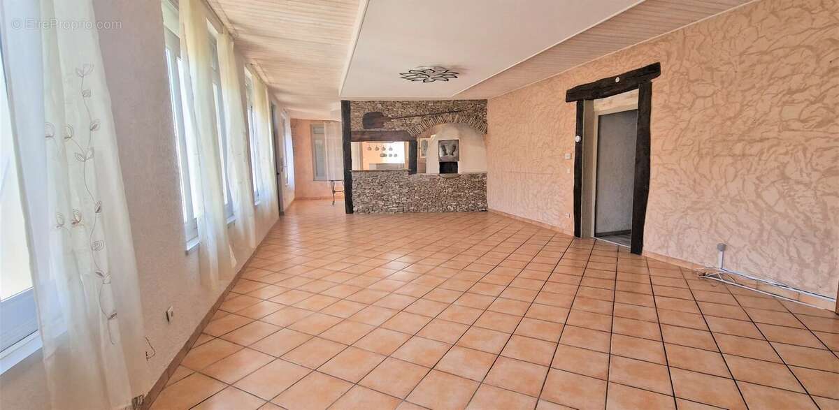 Maison à SAINT-THOMAS-EN-ROYANS