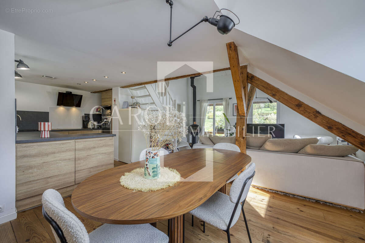 Appartement à TALLOIRES