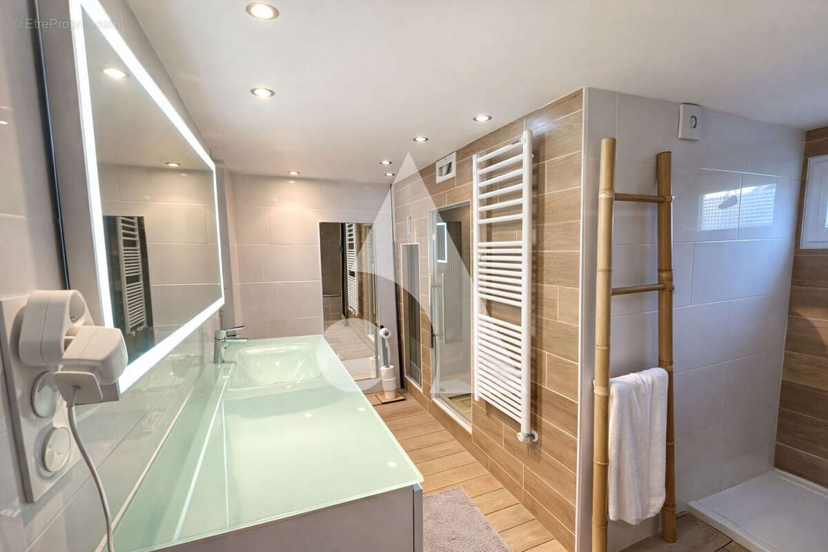 Maison Montry 8 pièce(s) 190 m2 / 6 suites parentales - photo 14