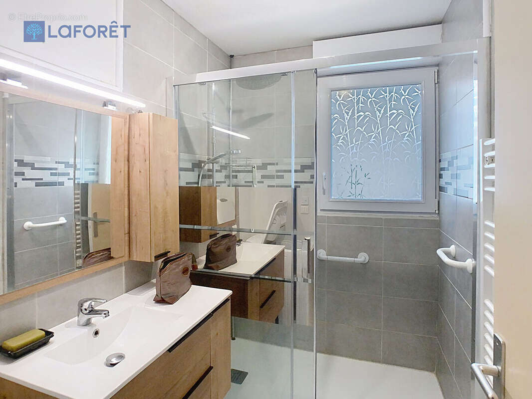 Appartement à LOCMINE