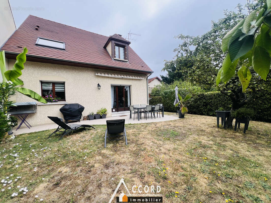 Maison 5 pièces 110 m2 - photo 12