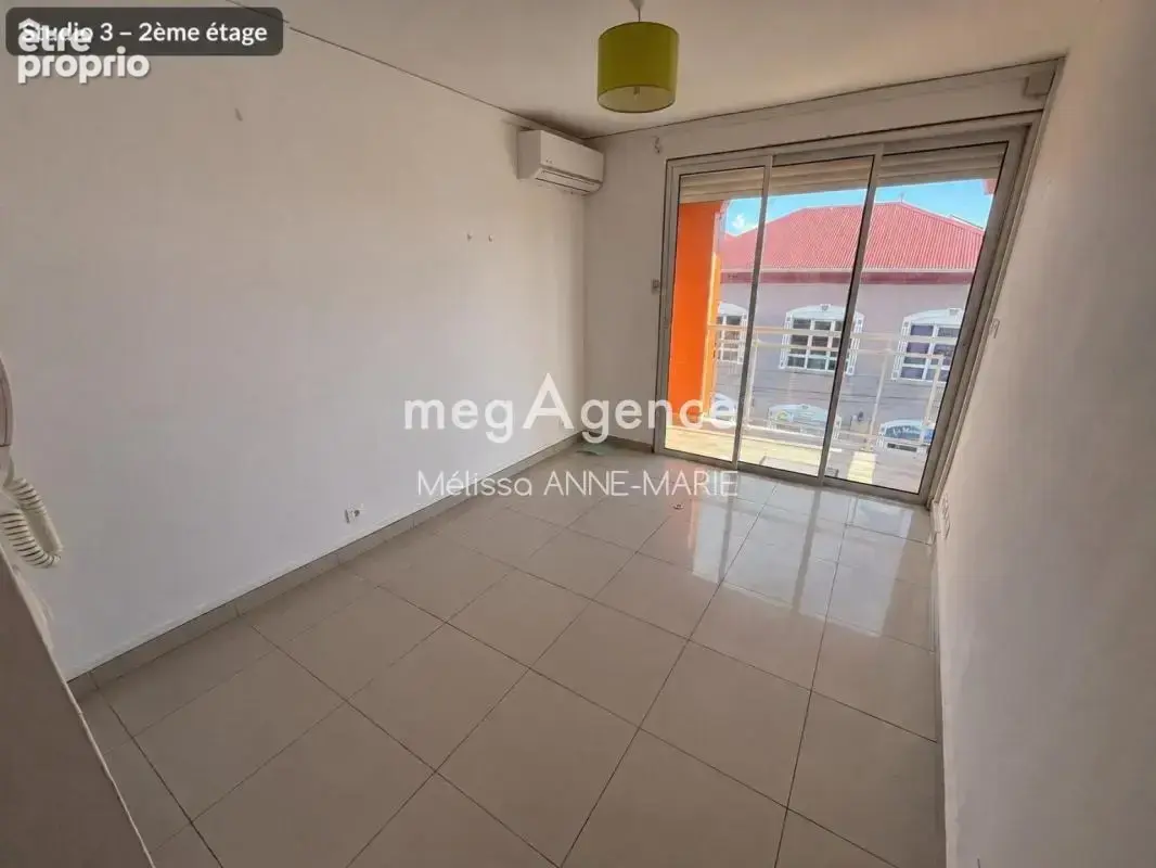 Saint-françois – immeuble de rapport avec local commercial et 5 logements – vue mer - photo 7