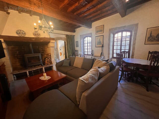 Maison à CASTELNAU-DE-GUERS