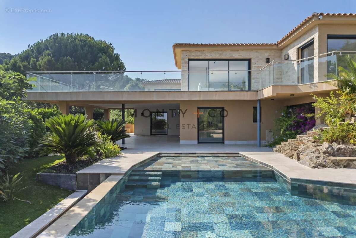 Maison à GRIMAUD
