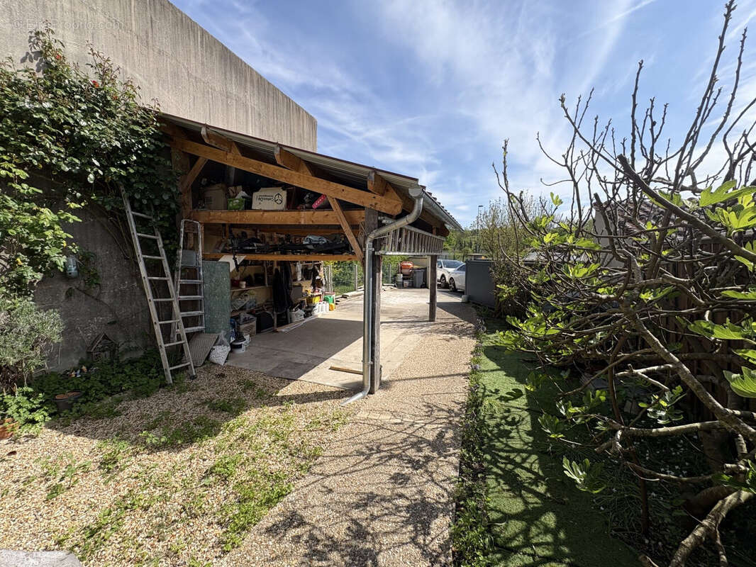 Maison 78 m² à Bagneaux-Sur-Loing  - photo 2