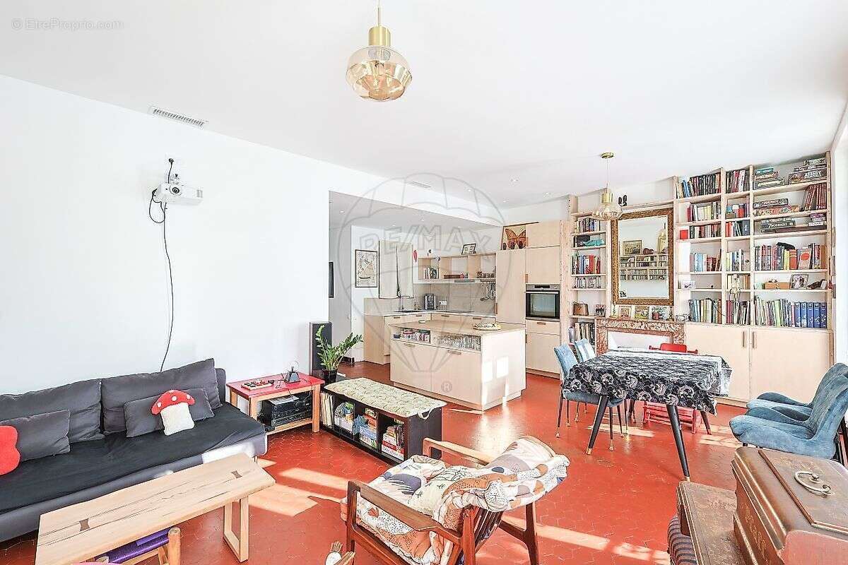 Appartement à MARSEILLE-7E