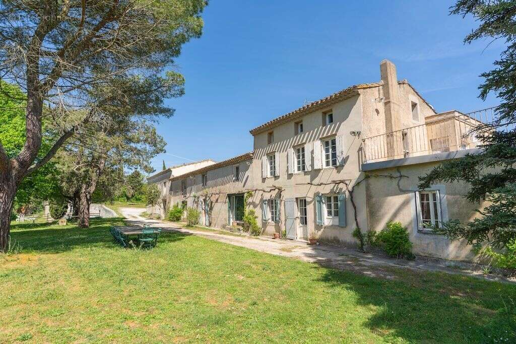 Maison 400 m² à Carcassonne  - photo 2