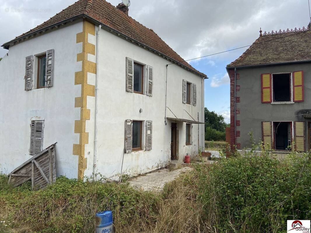 Maison à MELAY