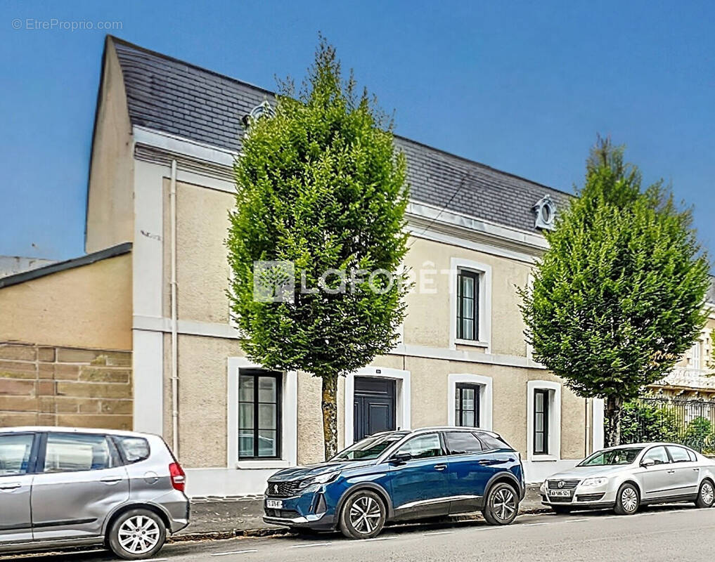 Maison à DOUE-LA-FONTAINE