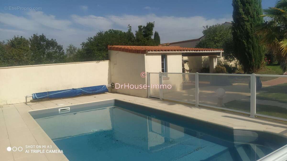 Maison 152 m² à Saint-Macaire-En-Mauges  - photo 15