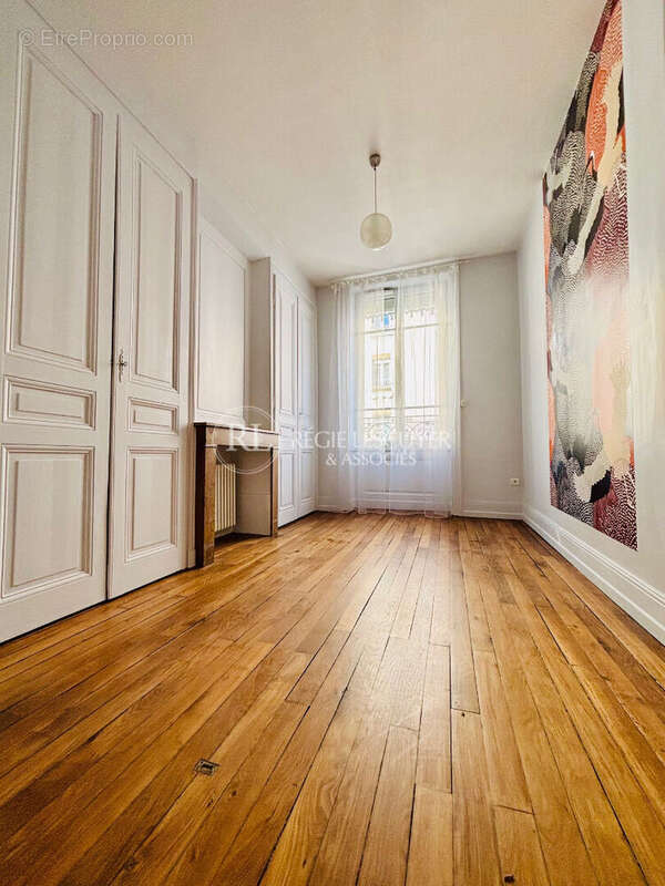 Appartement à LYON-3E