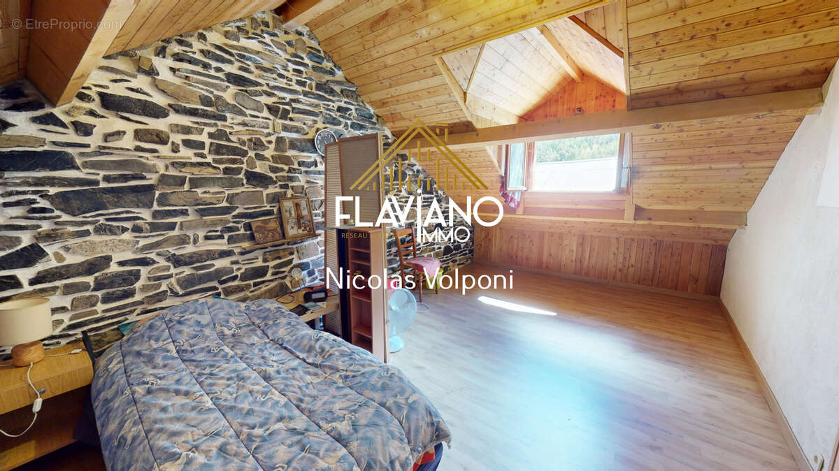 Maison à LA CONDAMINE-CHATELARD