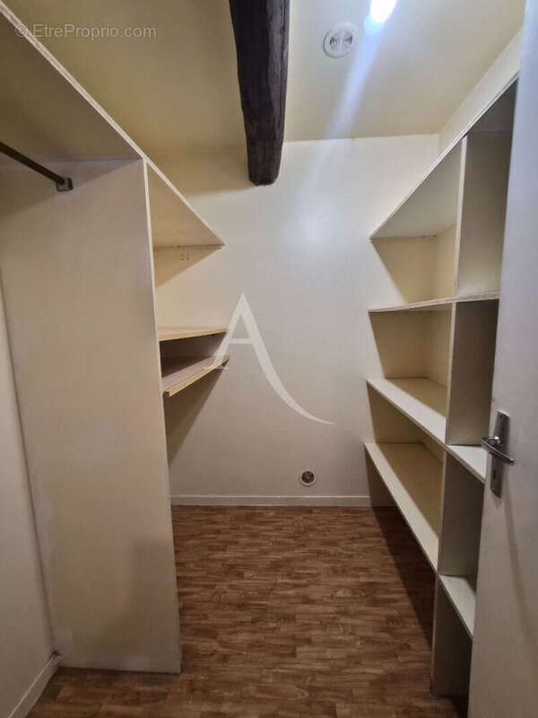 Authentique maison gasconne de plain-pied en pierre et colombages ? Un bien plein de caractère à rénover. - photo 7