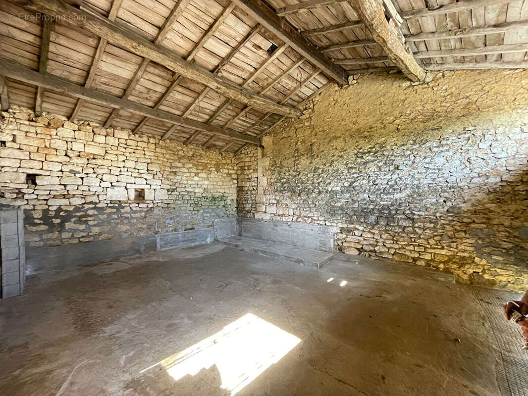 Maison à PONT-L'ABBE-D'ARNOULT