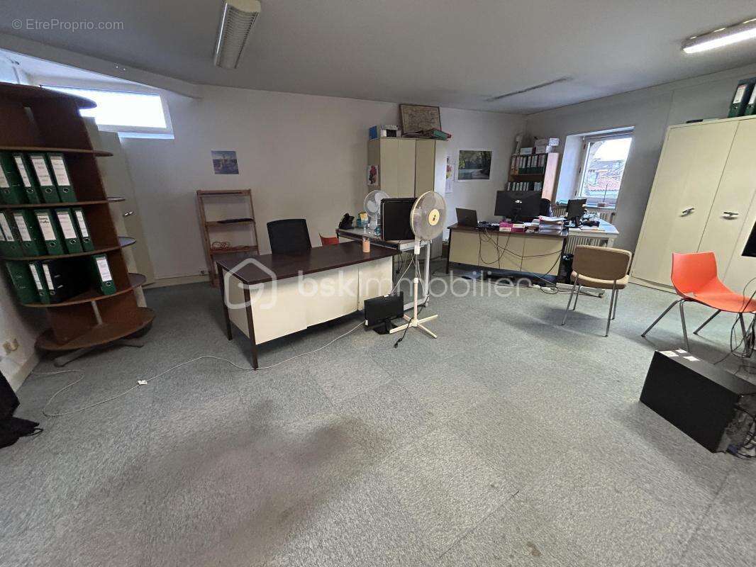 Ensemble immobilier - bureau ou habitation - parking - annexe - photo 8