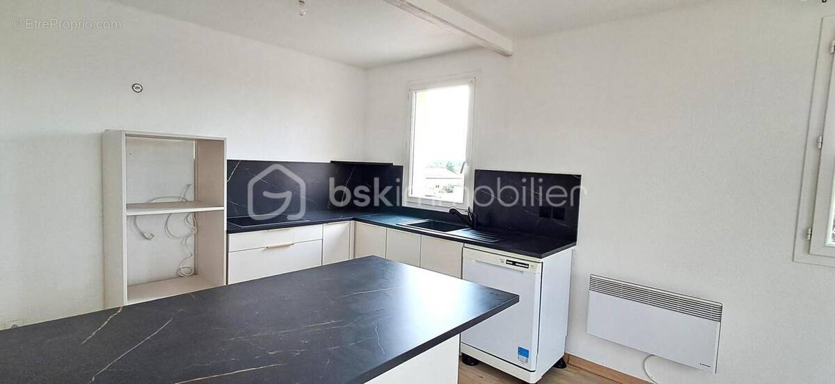 Appartement à SAINT-CHRISTOL-LES-ALES