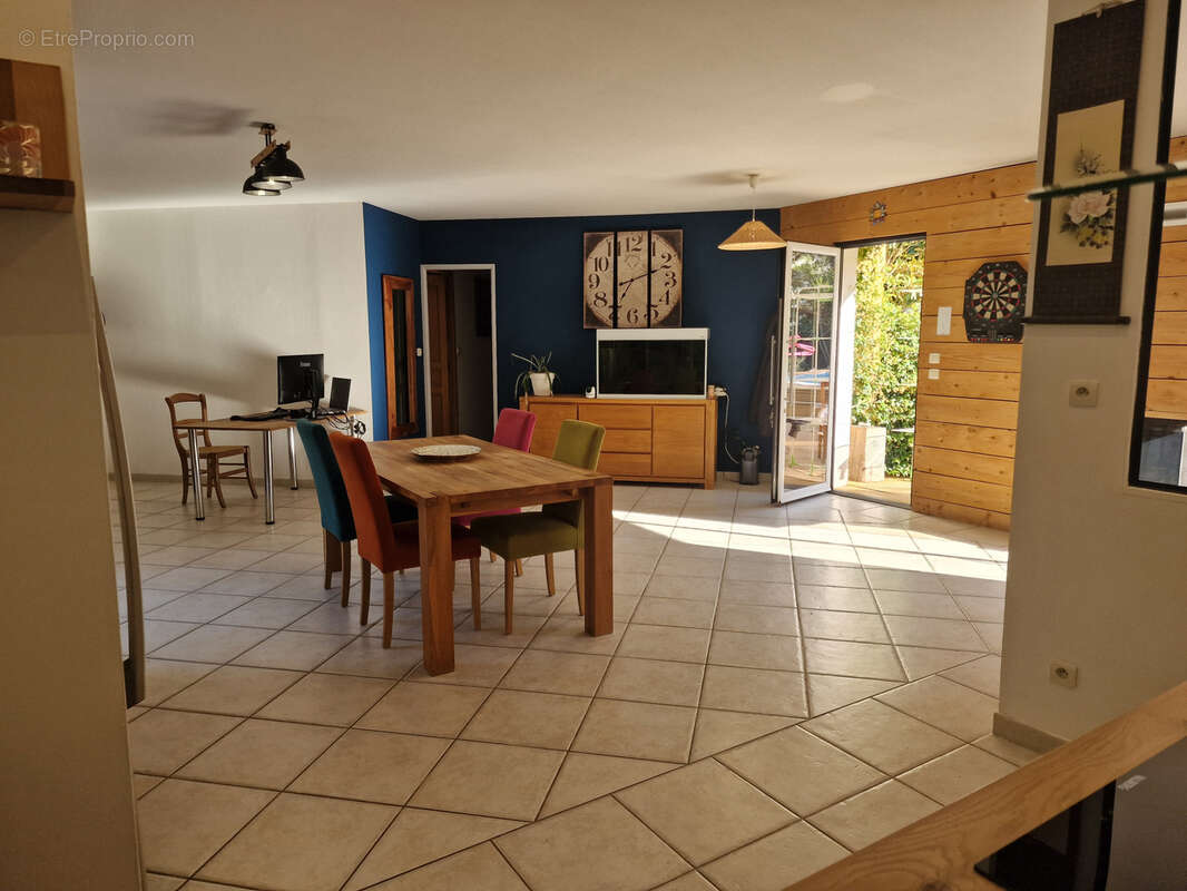 Maison à ROGNAC