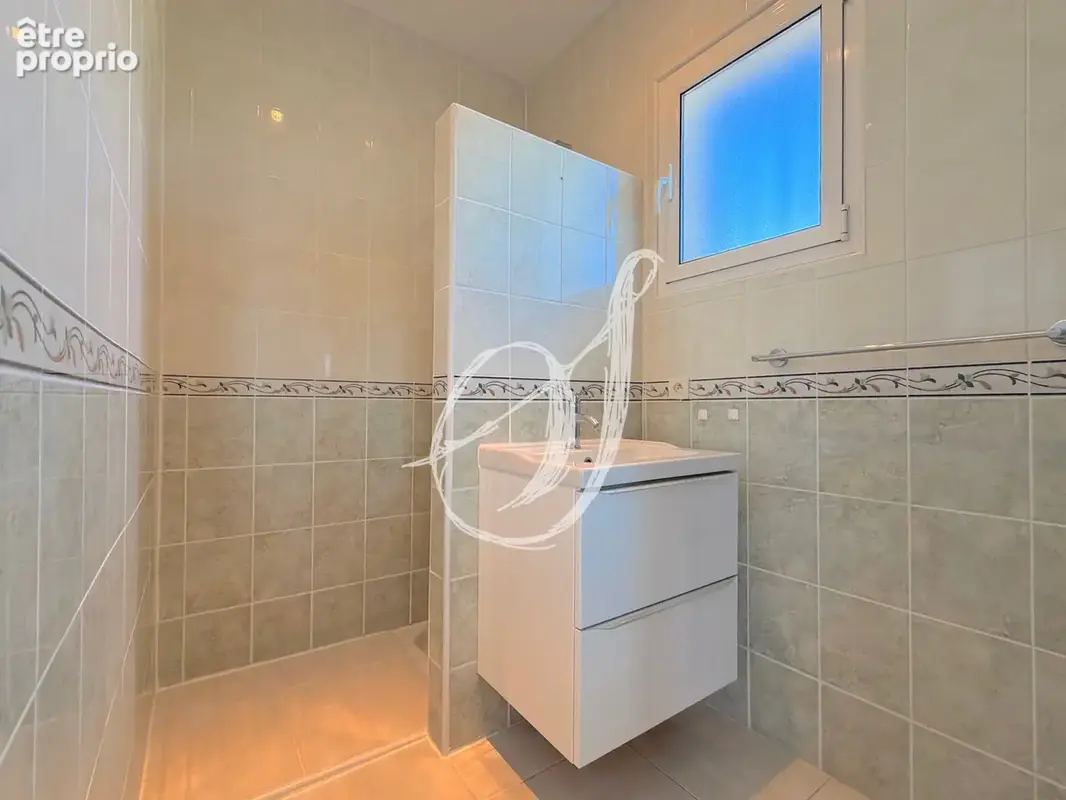 Villa de type 6, 5 chambres avec jardin & sous sol intégral sur Saint Georges d'Orques - photo 15