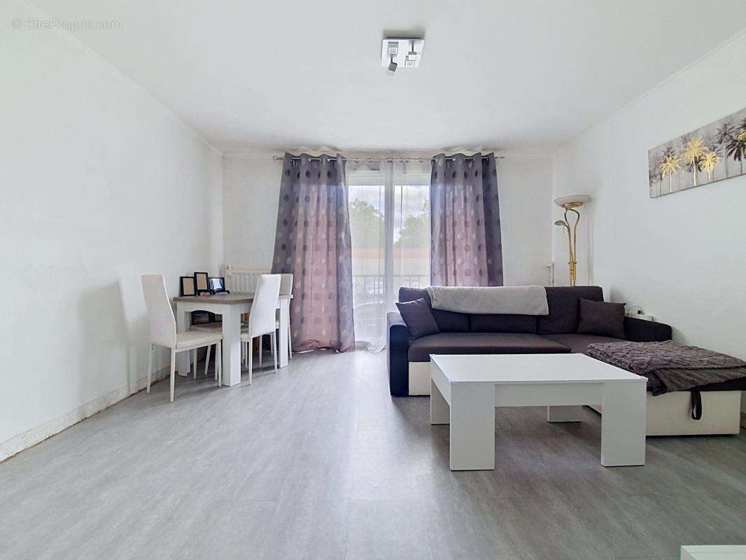 Appartement à FEYZIN