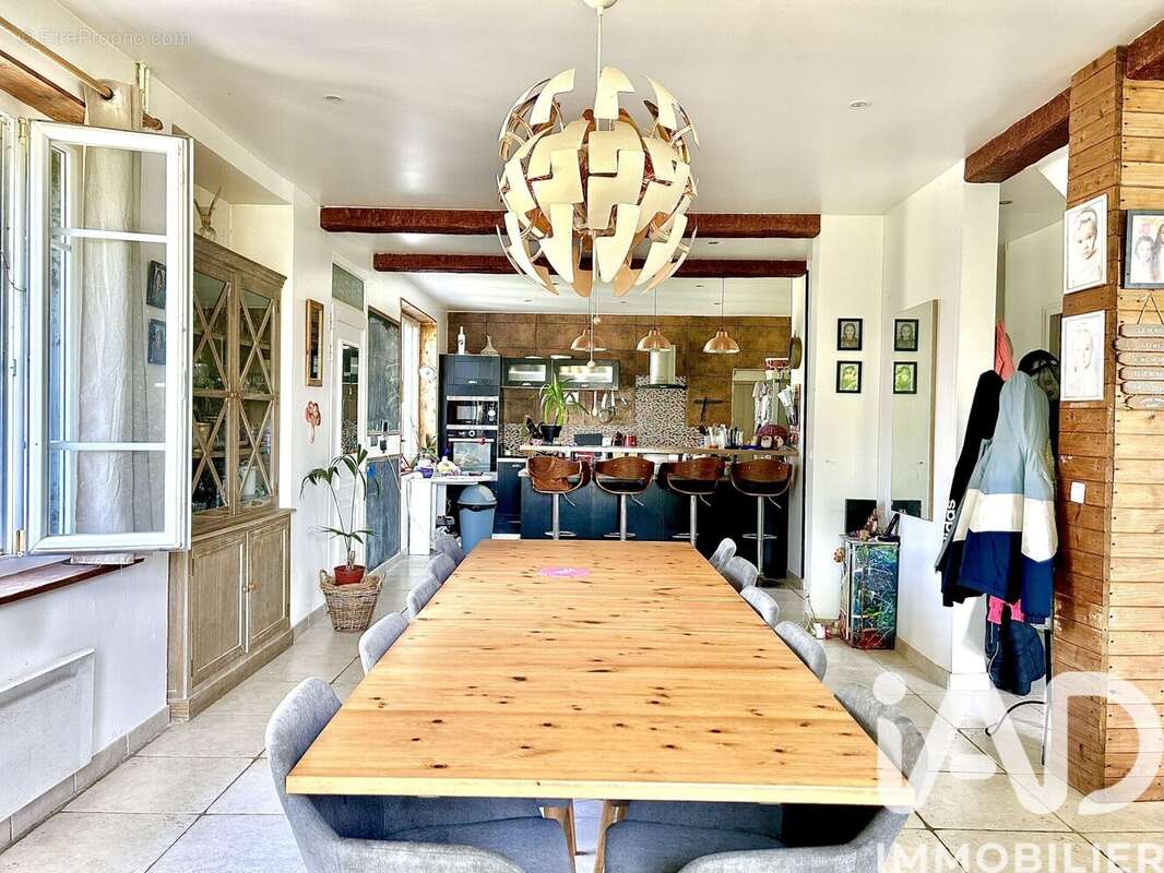 Maison 163 m² à Piffonds  - photo 8