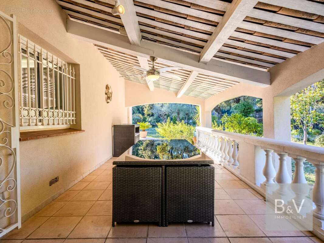 Maison à MOUANS-SARTOUX