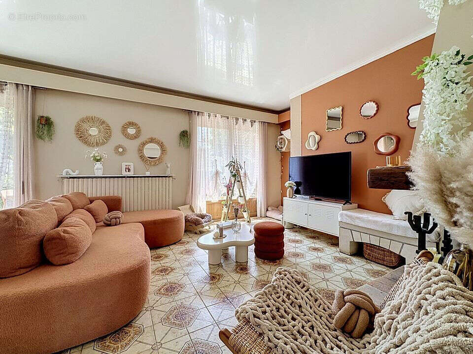 Maison à CHAUMONTEL