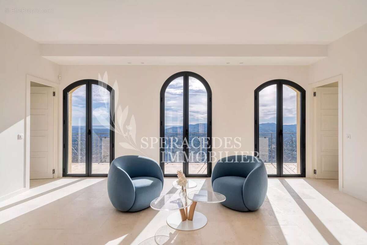 Maison à SPERACEDES