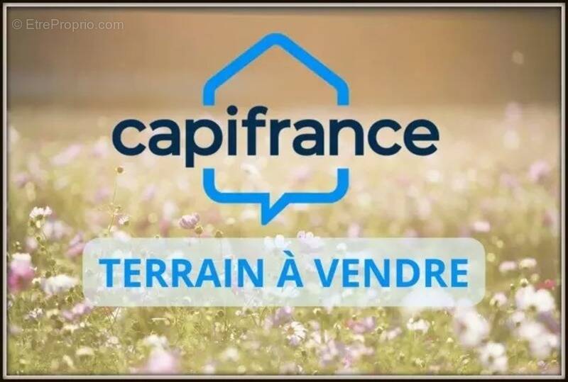 Terrain à LA NEUVILLE-EN-TOURNE-A-FUY