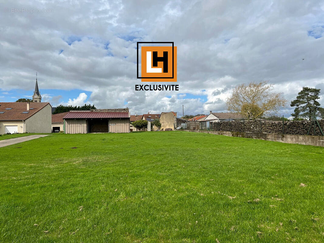 Terrain à BROUSSEY-RAULECOURT