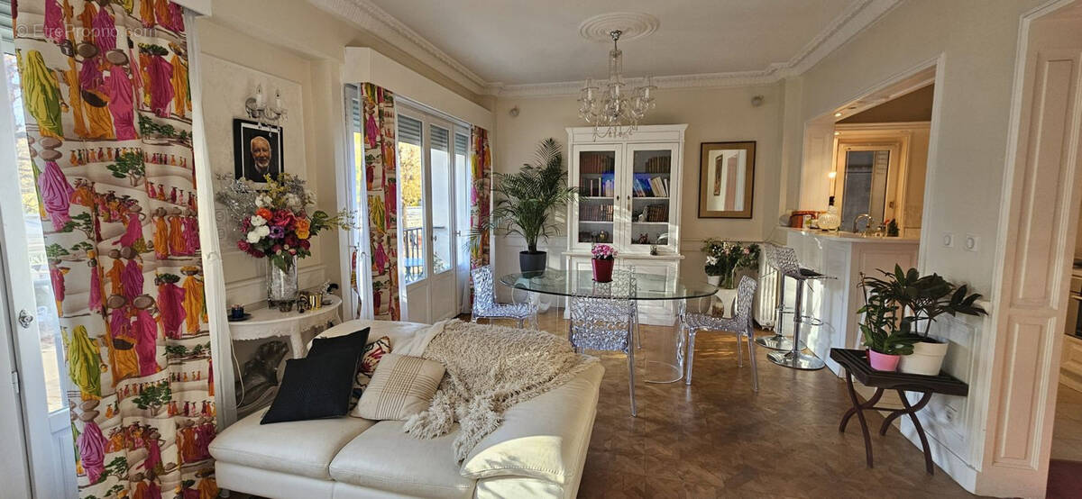 Appartement à VICHY