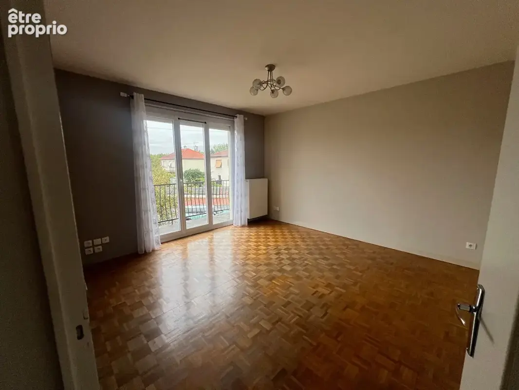 A vendre mably maison mitoyenne de 4 pieces 2 chambres et un bureau - photo 5