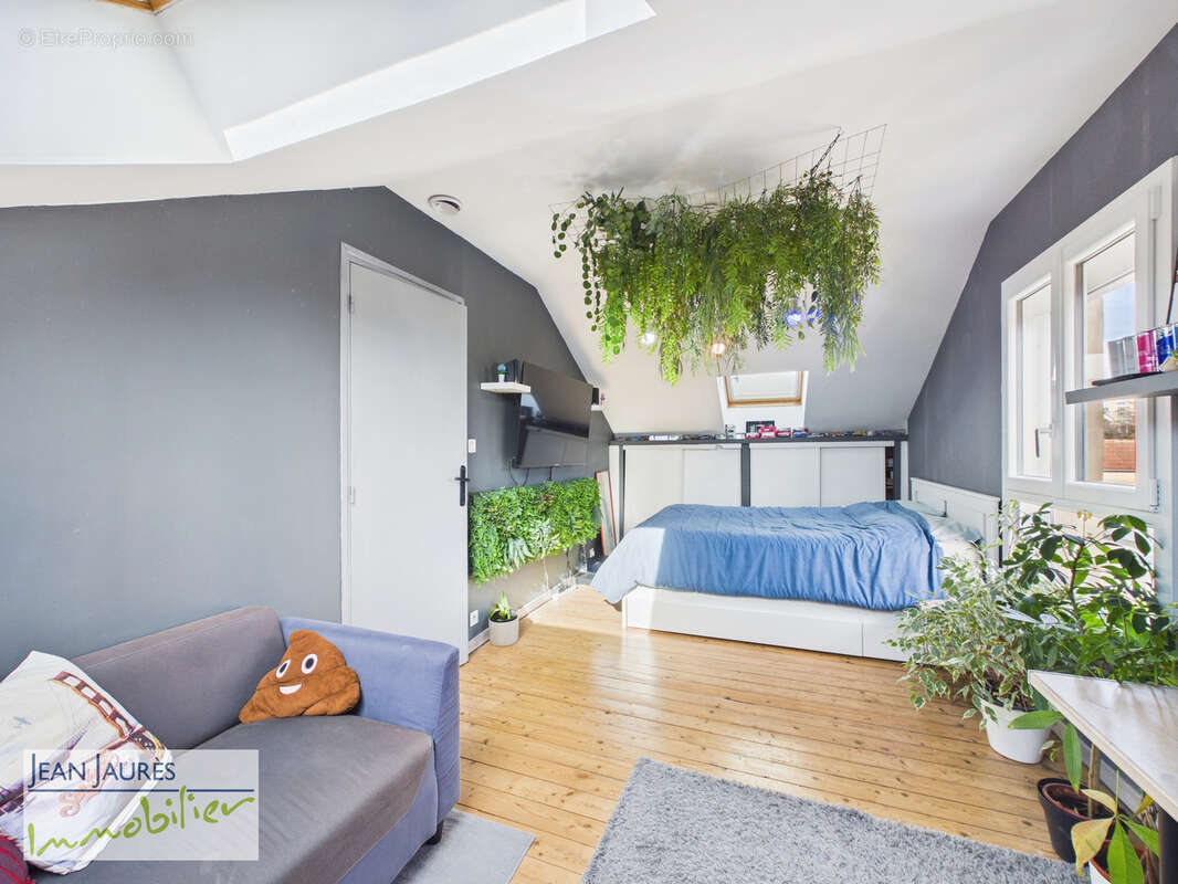 Maison à SAINT-ANDRE-LES-VERGERS