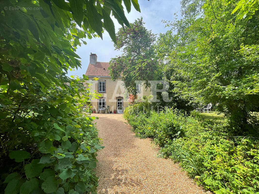 Maison à BEAUMONT-SUR-SARTHE