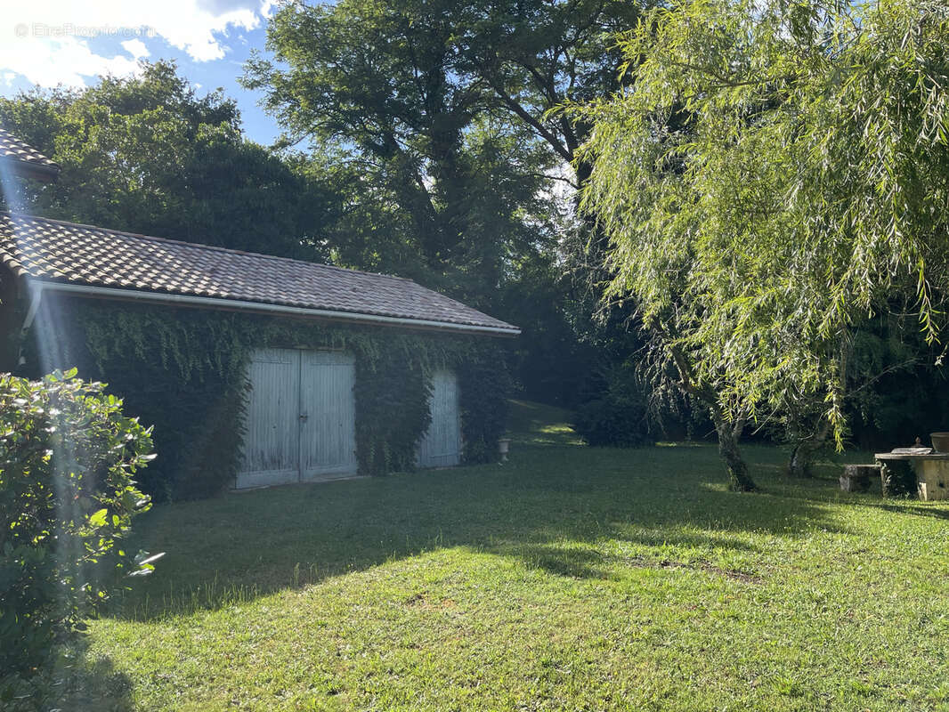 Maison à BELIN-BELIET