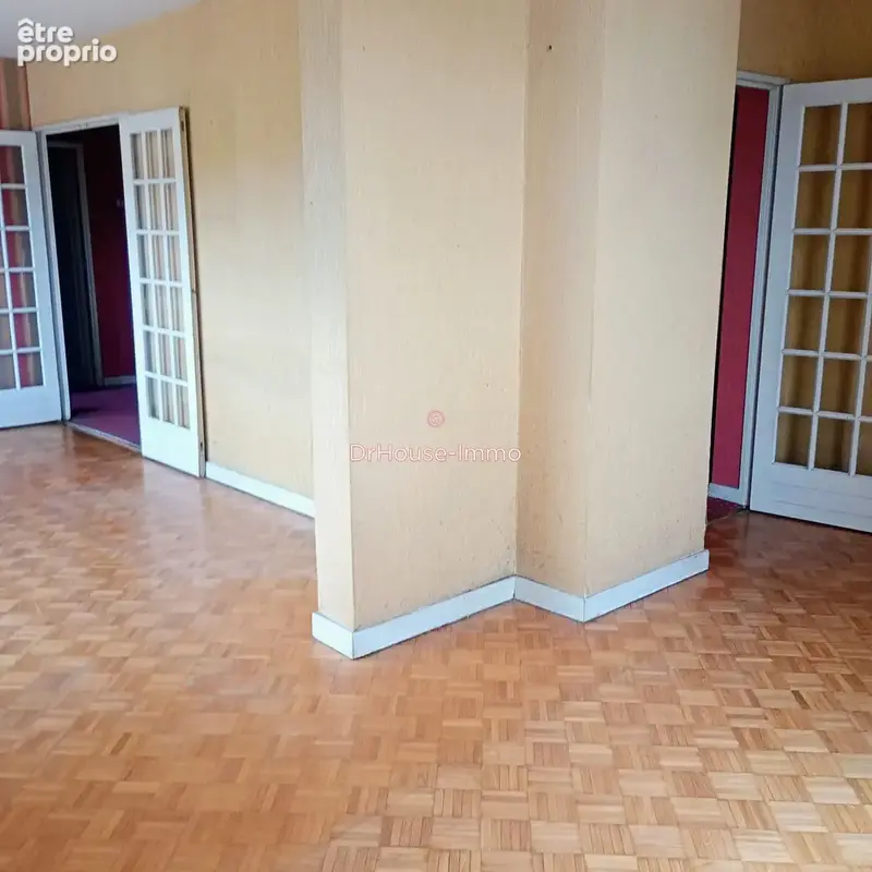 Appartement 90 m² à Le Puy-En-Velay  - photo 2